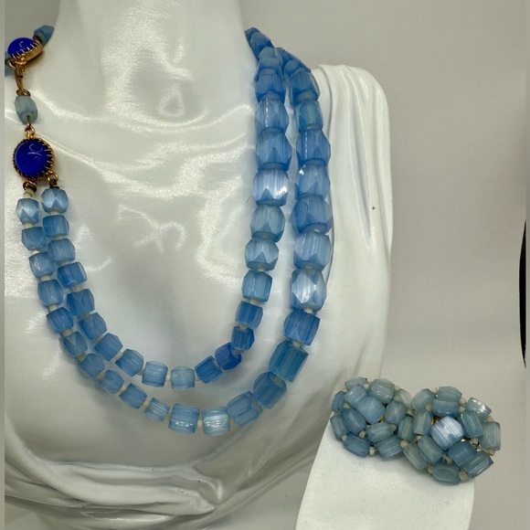 Vintage Elegant Blue Glass Beaded Double Strand Necklace & Earrings - Picture 13 of 17